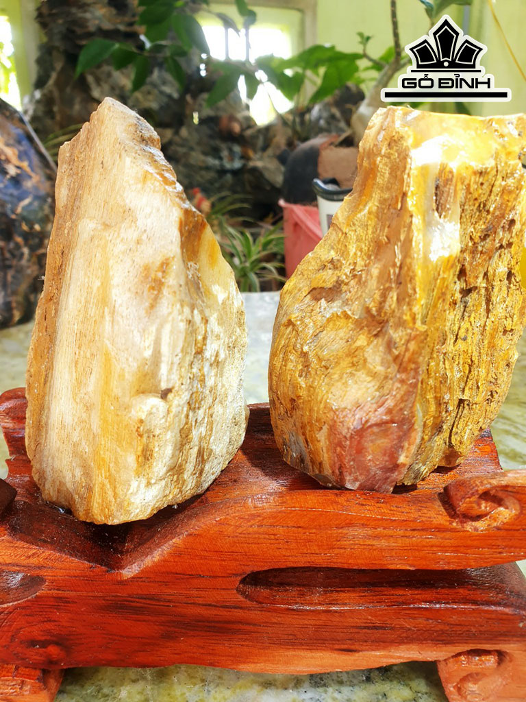 Tác Phẩm Gỗ Hóa Ngọc Cao 18 Ngang 18 (cm) 1,35kg