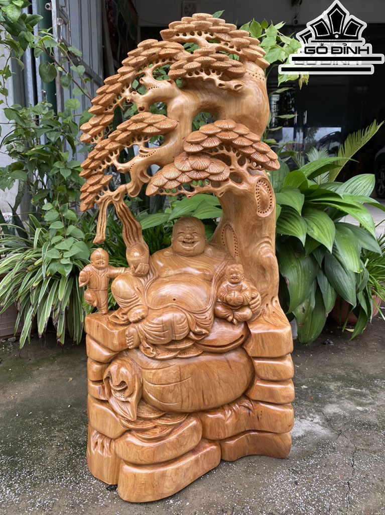 Tượng Phật Di Lặc Ngồi Gốc Tùng Gỗ Ngọc Am Cao 80 Ngang 40 Sâu 20 (cm)