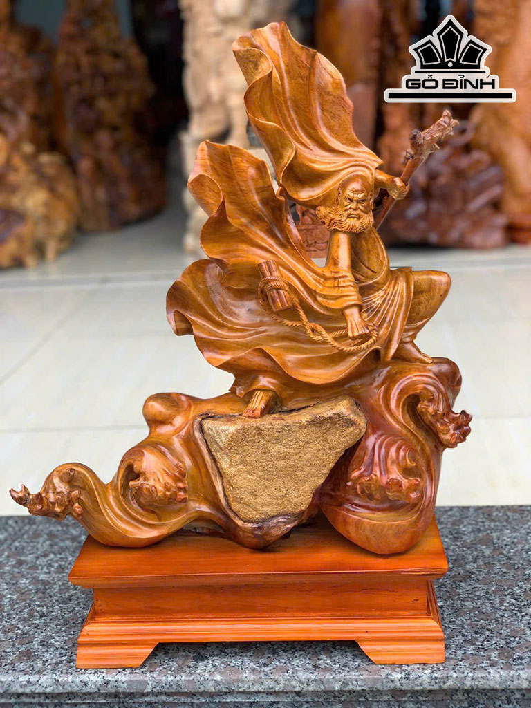 Tượng Đạt Ma Sư Tổ Gỗ Hương Cao 59 Ngang 44 Sâu 19 (cm)