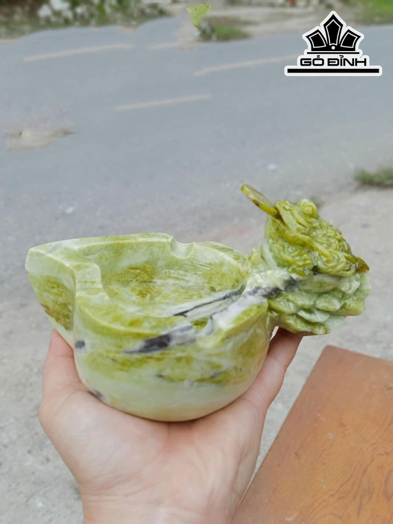 Gạt Tàn Thiềm Thừ Đá Serpentine Cao 11 Ngang 12 Sâu 18 (cm) 1,5kg