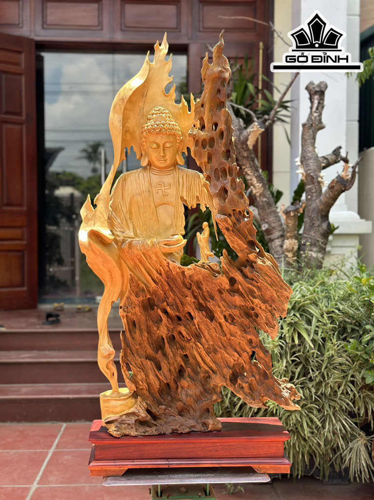Tượng Nhất Tâm Bái Phật Gỗ Dổi Cao 110 Ngang 60 Sâu 20 (cm)