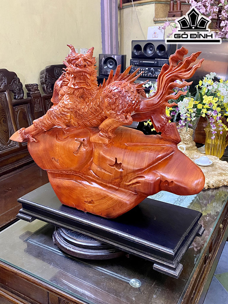 Tượng Long Mã Gỗ Hương Cao 62 Ngang 80 Sâu 20 (cm)