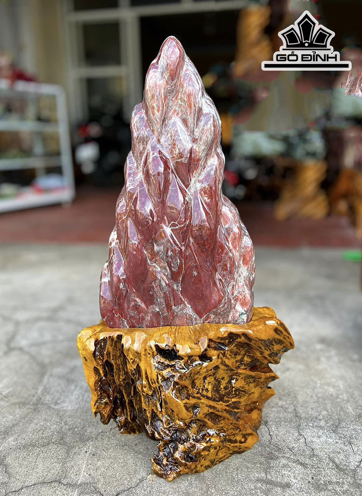 Tác Phẩm Đá Serpentine Cao 80 Ngang 31 Sâu 9 (cm) 27kg