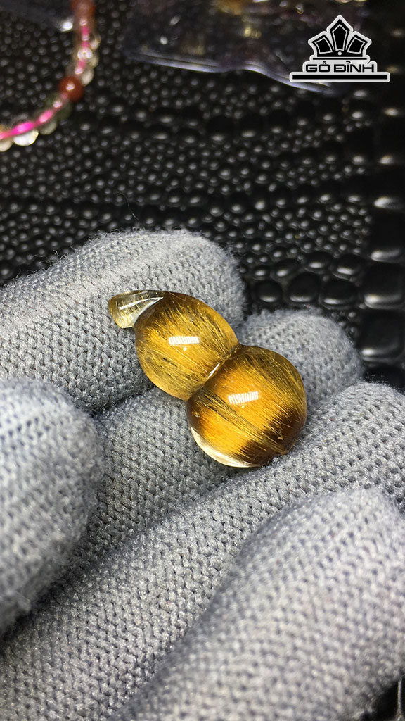 Mặt Dây Chuyền Hồ Lô Đá Thạch Anh Tóc Vàng Cao 24,5 Ngang 13 Sâu 11,7 (mm) 4gr