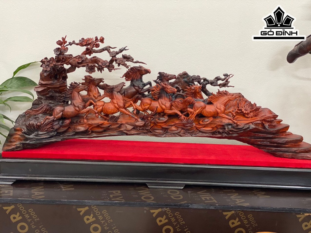 Tượng Bát Mã Gỗ Trắc Cao 43 Ngang 120 Sâu 16 (cm)