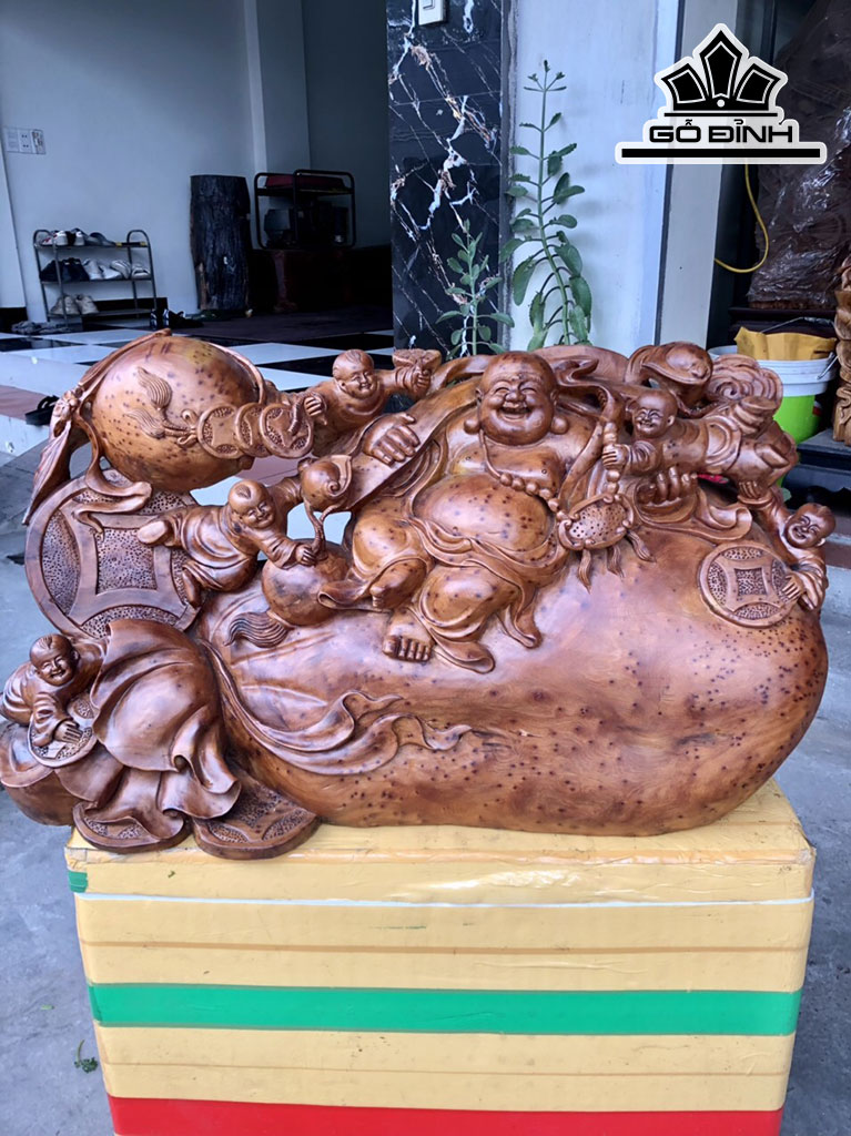 Tượng Phật Di Lặc Ngũ Phúc Gỗ Nu Ngọc Am Cao 36 Ngang 70 Sâu 20 (cm)