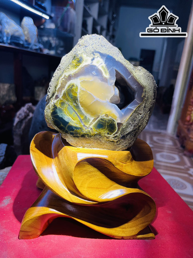 Tác Phẩm Gỗ Hóa Thạch Cao 24 (cm) 3kg