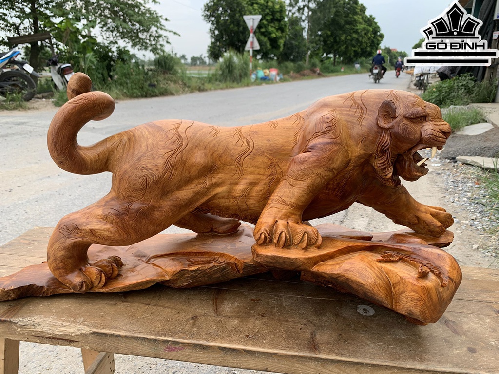 Tượng Hổ Phong Thủy Gỗ Hương Cao 33 Ngang 75 Sâu 33 (cm)