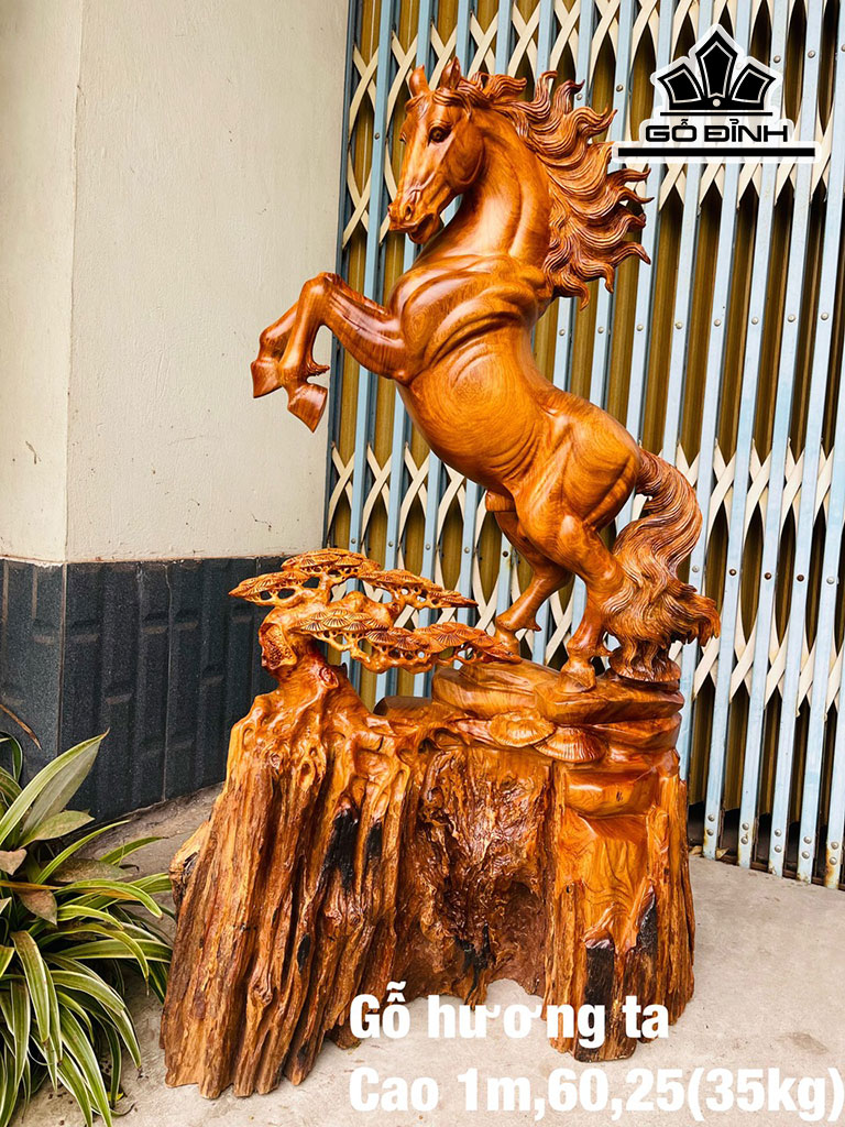 Tượng Ngựa Phong Thủy (Nhất Mã Phi Thiên) Gỗ Hương Cao 100 Ngang 60 Sâu 25 (cm)