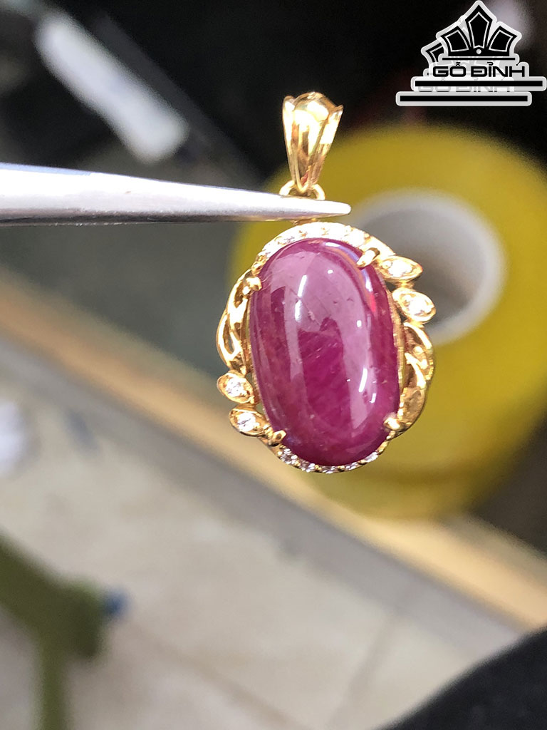 Mặt Dây Chuyền Đá Ruby 13cts