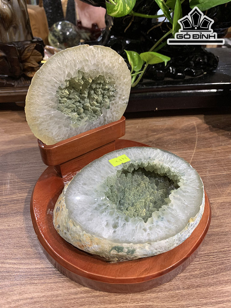 Bát Tụ Bảo Đá Thạch Anh Cao 17 Ngang 19 Sâu 20 (cm) 1,9kg