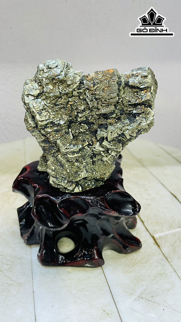 Tinh Thể Đá Pyrite Cao 15 Ngang 9 (cm) 1,2kg