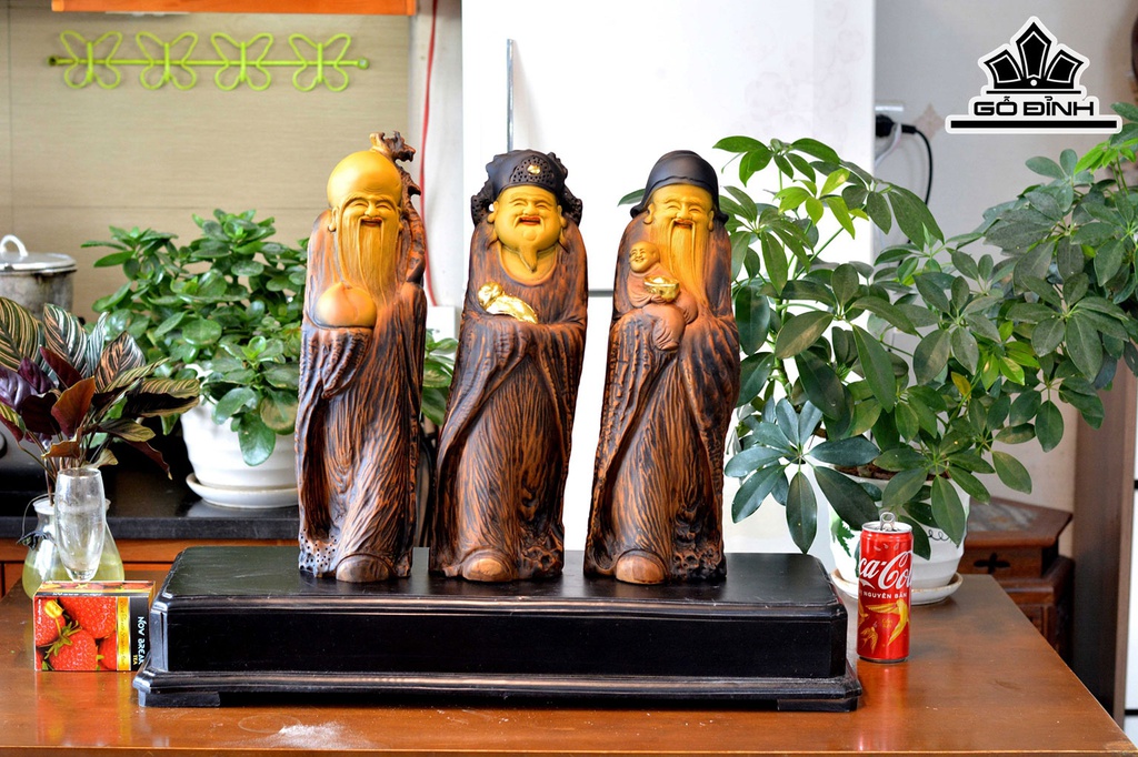 Tượng Phúc Lộc Thọ (Tam Đa) Gỗ Lũa Bách Xanh Cao 56 Ngang 12 Sâu 11 (cm)