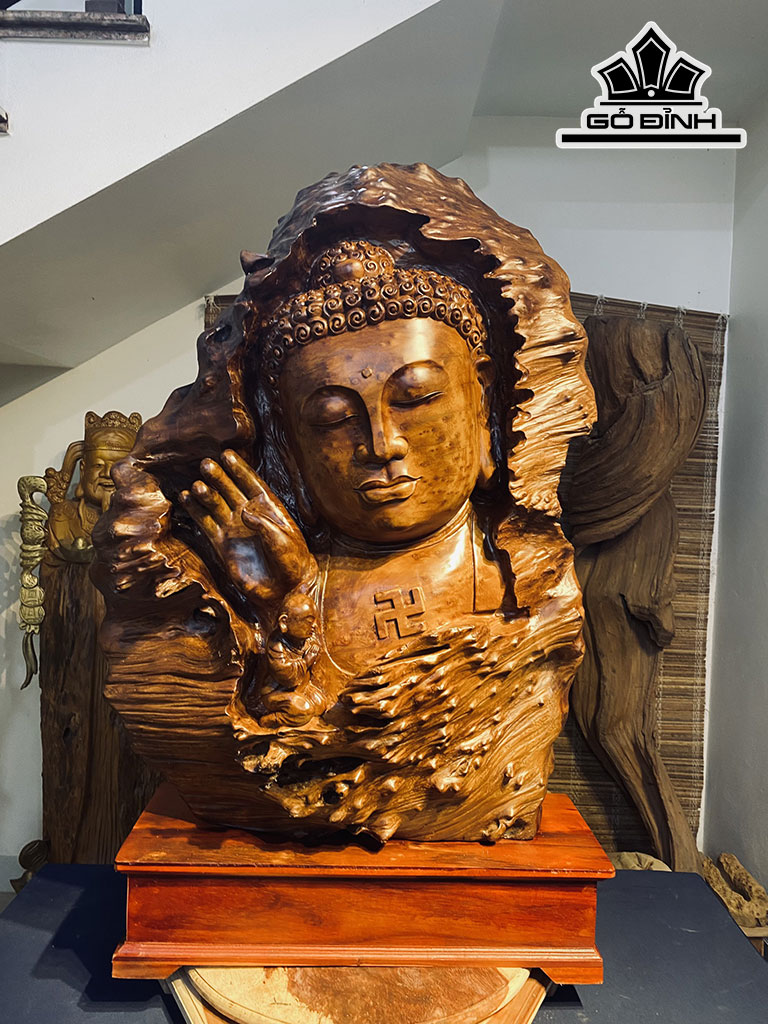 Tượng Nhất Tâm Bái Phật Gỗ Ngọc Am Cao 110 Ngang 70 Sâu 30 (cm)