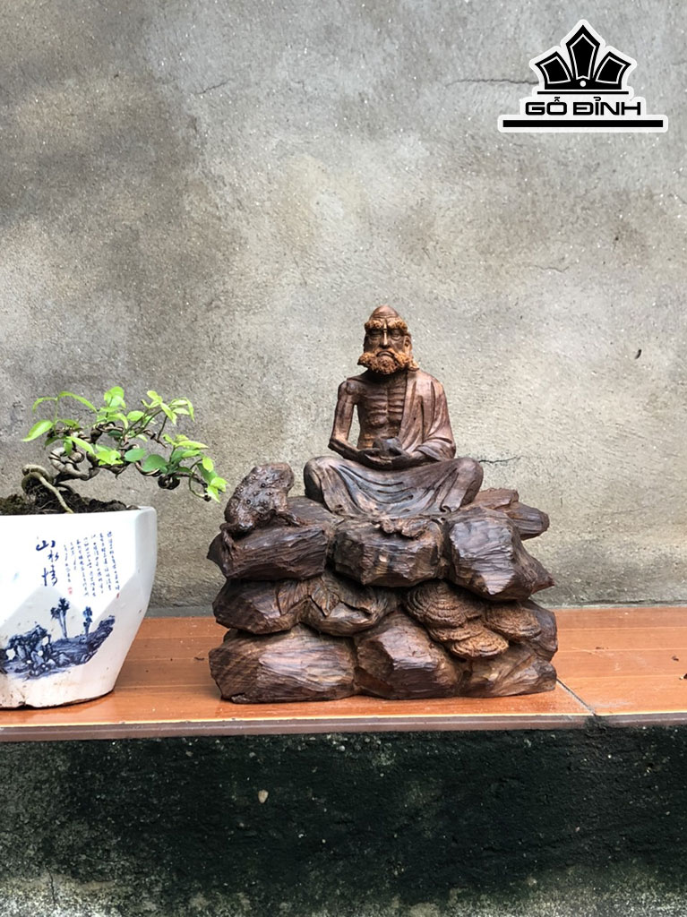 Tượng Đạt Ma Sư Tổ Gỗ Trắc Cao 23 Ngang 22 Sâu 14 (cm)