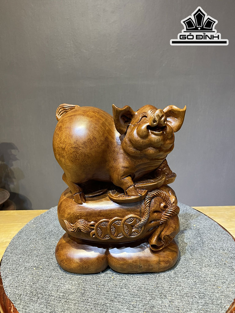 Tượng Heo Gỗ Ngọc Am Cao 28 Ngang 21 Sâu 12 (cm)