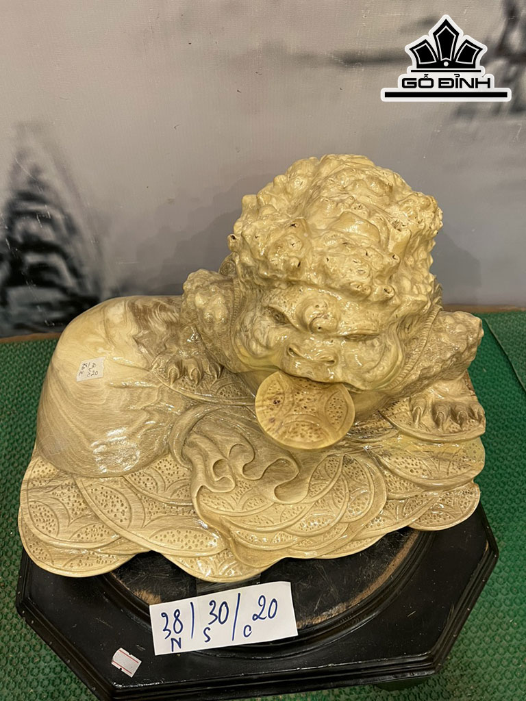 Tượng Thiềm Thừ Gỗ Nu Nghiến Cao 20 Ngang 38 Sâu 30 (cm)