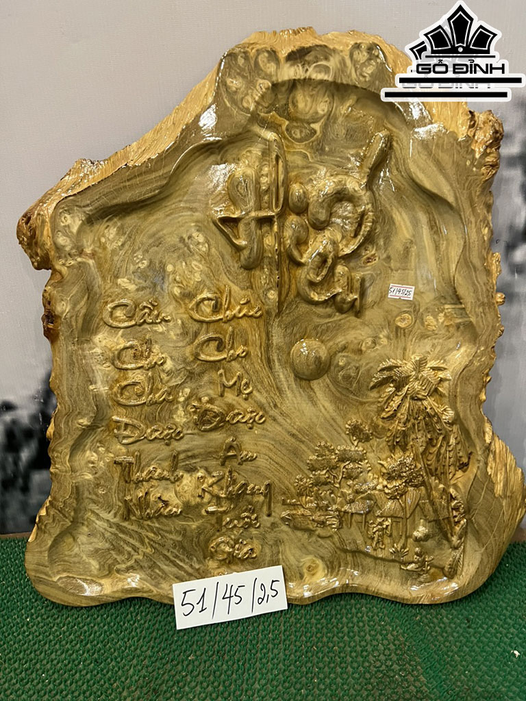 Tranh Chữ Hiếu Gỗ Nu Nghiến Cao 51 Ngang 45 Sâu 2,5 (cm)