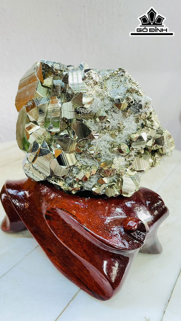 Tinh Thể Đá Pyrite Cao 14 Ngang 12 (cm) 1,7kg