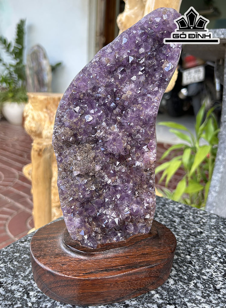 Tinh Thể Đá Thạch Anh Tím Cao 21 (cm) 1,05kg