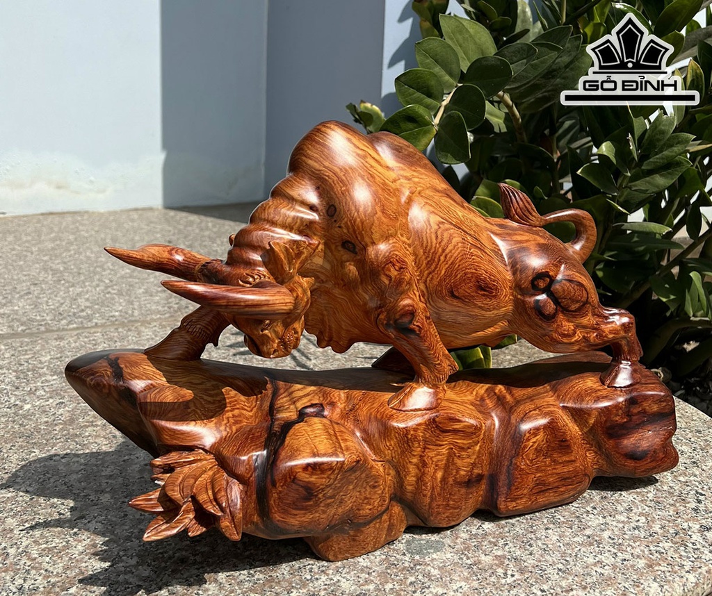 Tượng Bò Tót Gỗ Cẩm Ngang 43 Cao 27 Sâu 17 (cm)