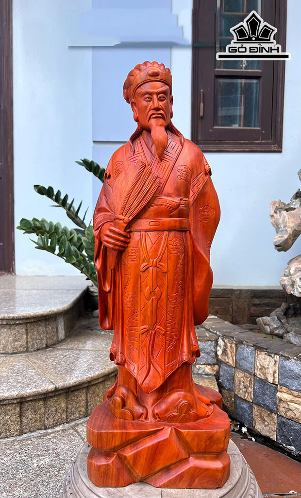 Tượng Gia Cát Lượng Gỗ Hương Cao 69 Ngang 33 Sâu 18 (cm)