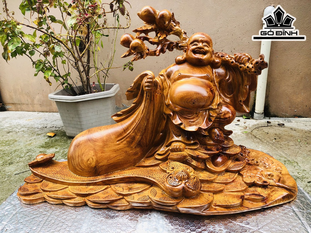 Tượng Phật Di Lặc Gỗ Hương Ngang 68 Cao 45 Sâu 33 (cm)