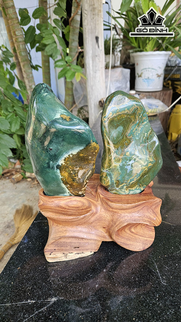 Tác Phẩm Cặp Đá Canxedon Cao 31 Ngang 23 (cm) 6kg