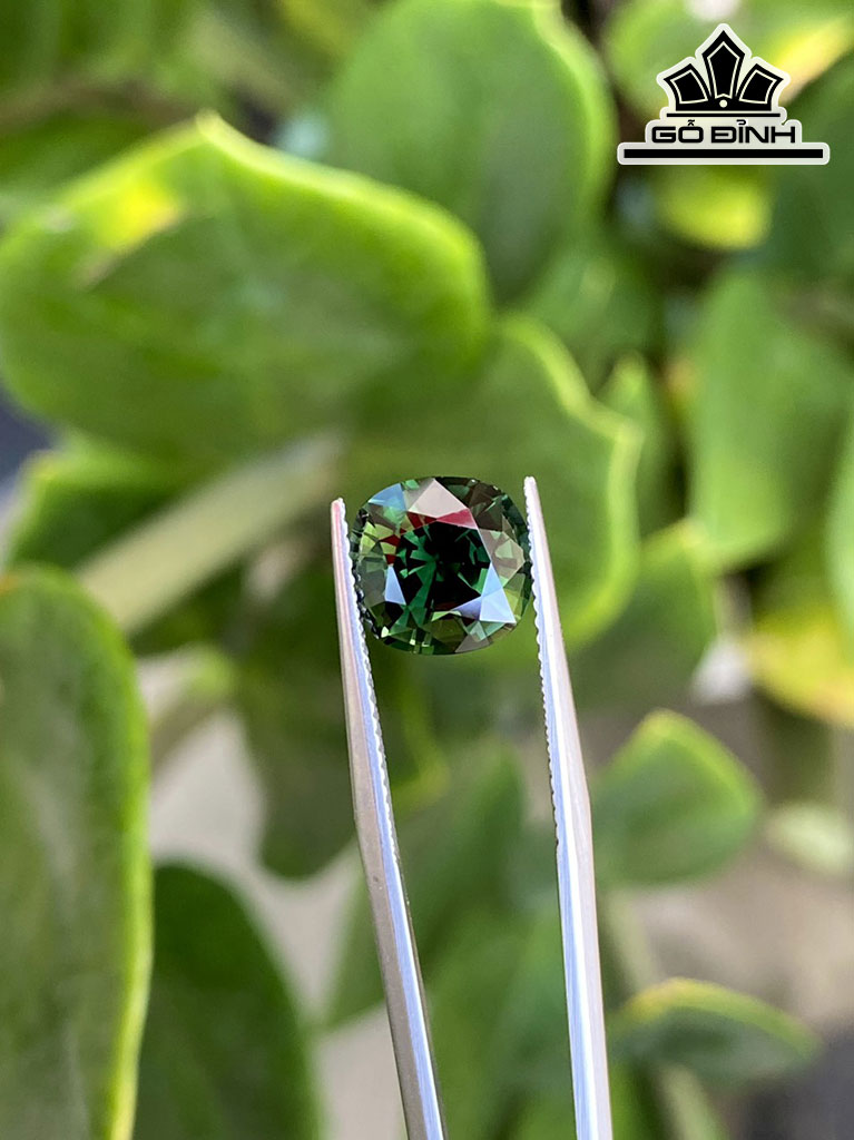 Viên Ngọc Đá Tourmaline Cao 9 Ngang 9 Sâu 6,3 (mm) 3,04cts