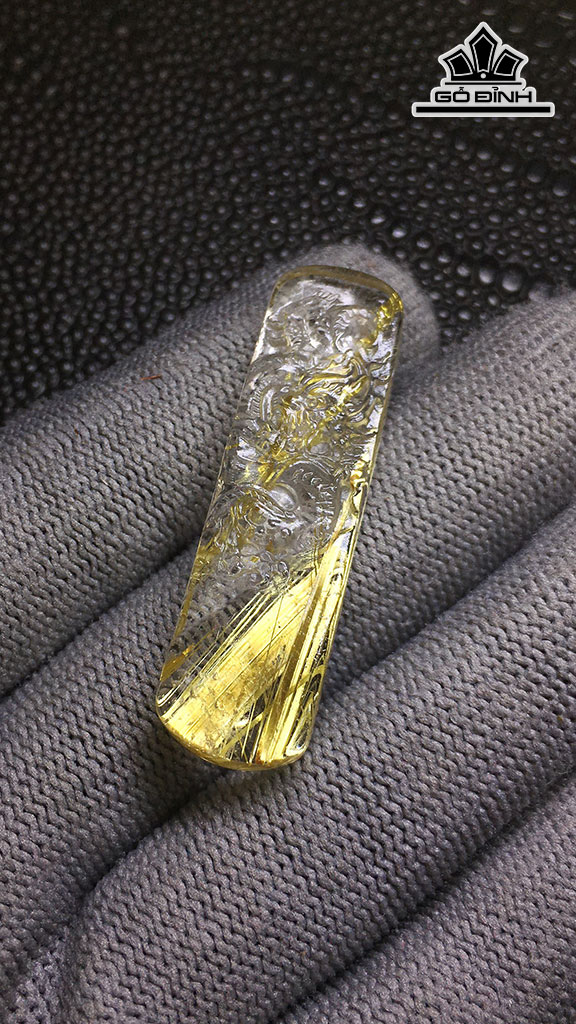 Mặt Dây Chuyền Đá Thạch Anh Tóc Vàng Cao 46 Ngang 12,8 Sâu 7,6 (mm) 8,5gr