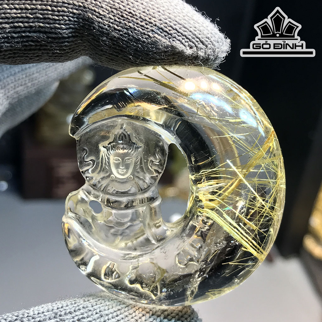 Mặt Dây Chuyền Quan Âm Đá Thạch Anh Tóc Vàng Cao 50 Ngang 39,8 Sâu 14 (mm) 31gr