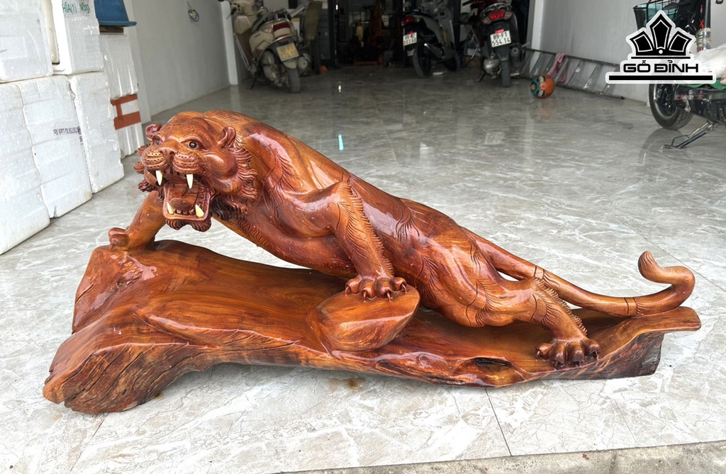 Tượng Hổ Phong Thủy Gỗ Hương Cao 45 Ngang 100 Sâu 32 (cm)
