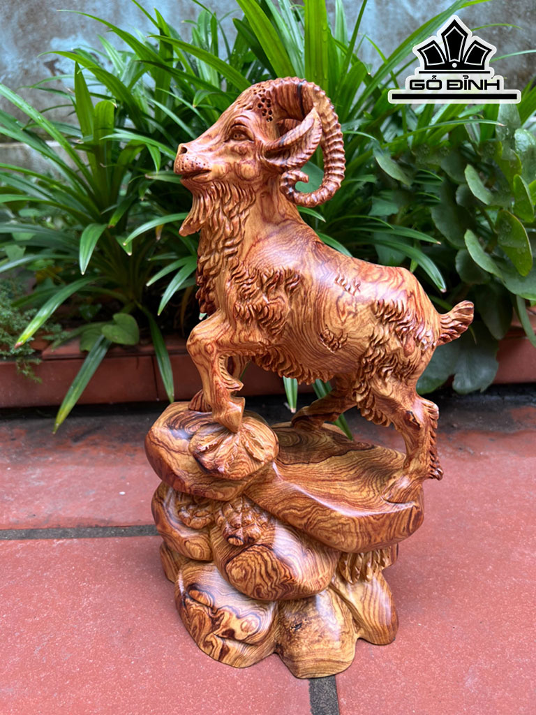 Tượng Dê Phong Thủy Gỗ Cẩm Cao 36 Ngang 21 Sâu 15 (cm)