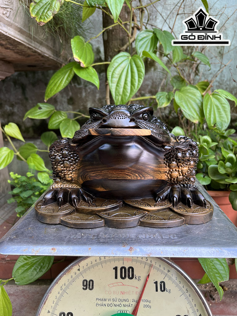 Tượng Thiềm Thừ Gỗ Mun Hoa Cao 16 Ngang 27 Sâu 23 (cm)