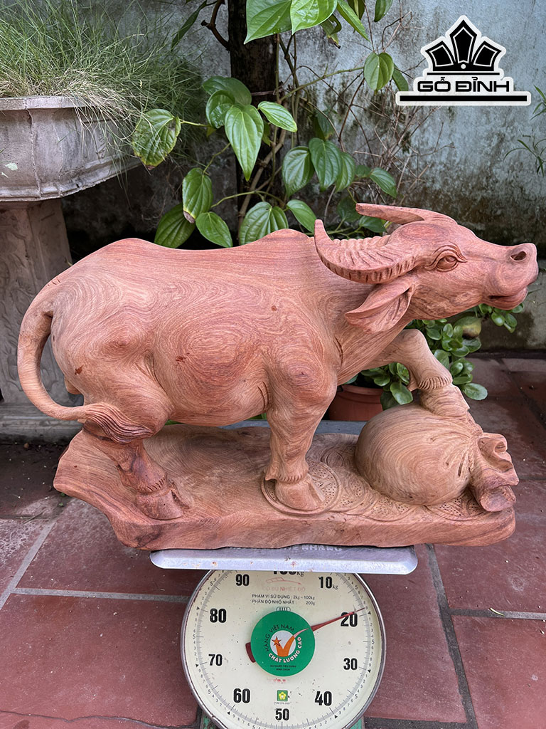 Tượng Trâu Gỗ Hương Cao 38 Ngang 60 Sâu 23 (cm)