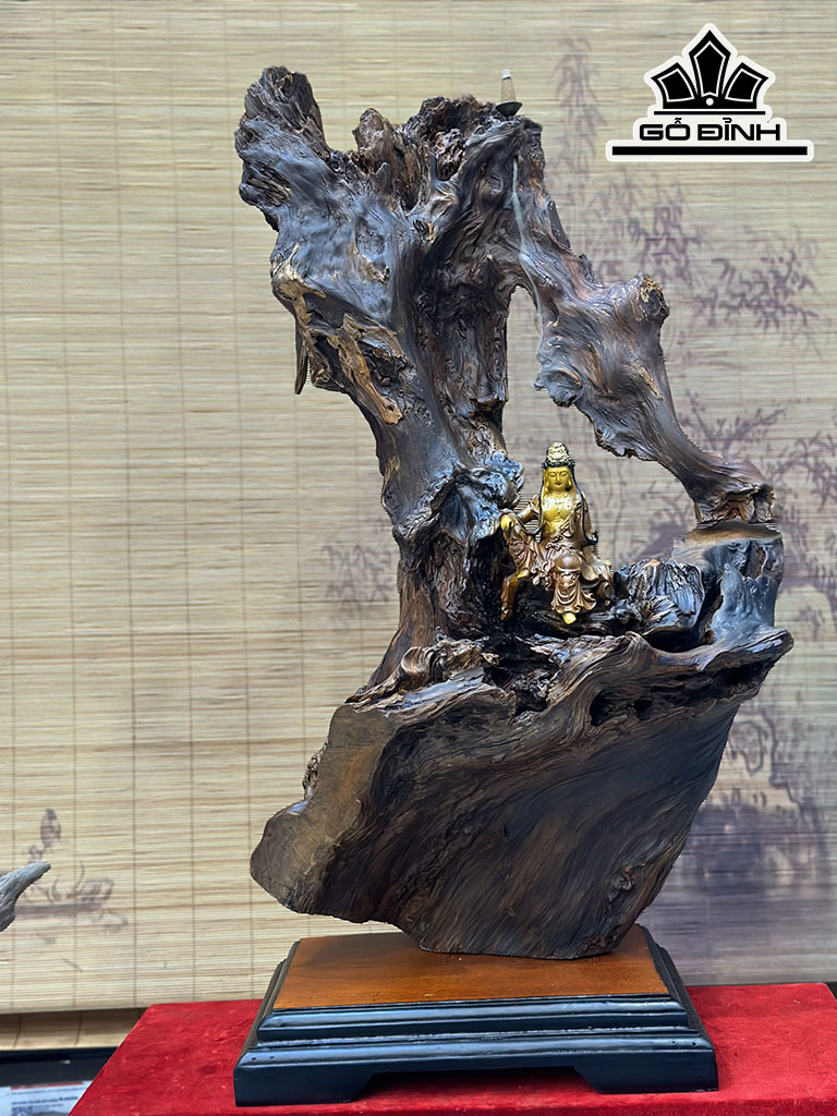 Tượng Phật Bà Quan Âm Gỗ Lũa Bách Xanh Cao 65 Ngang 38 Sâu 21 (cm)