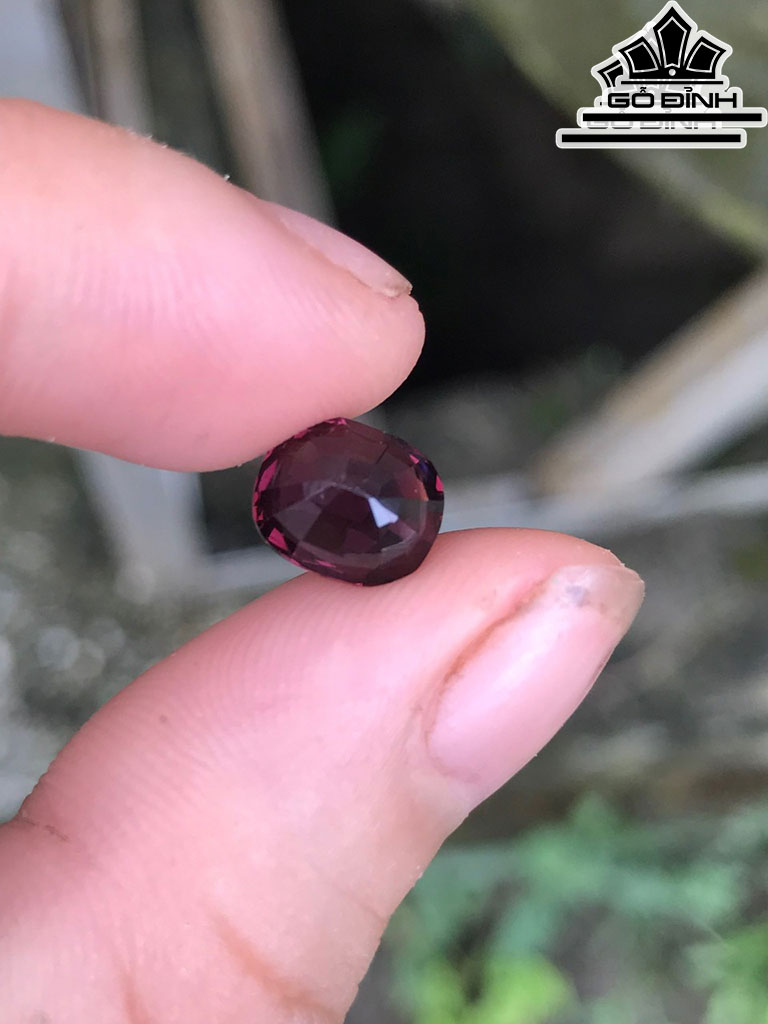 Viên Ngọc Đá Spinel 2,10cts