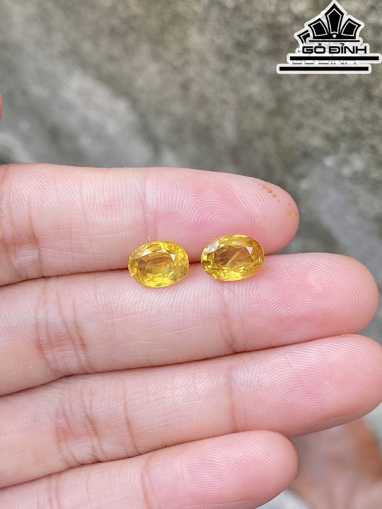 Viên Ngọc Đá Sapphire Vàng 3,75cts