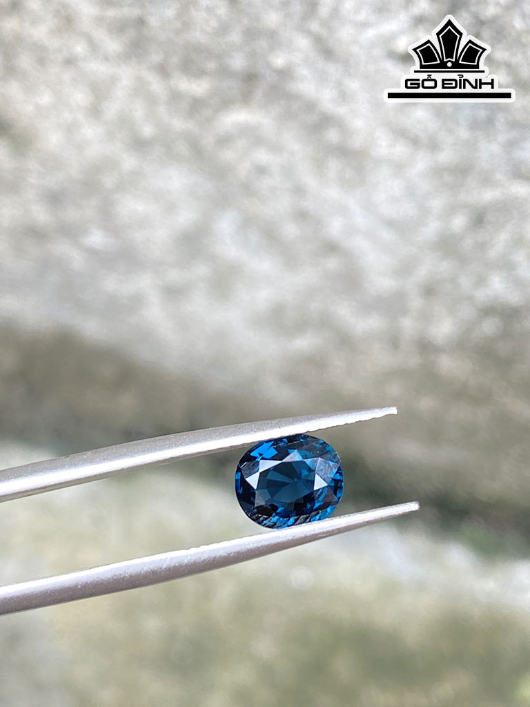 Viên Ngọc Đá Spinel Xanh 1,35cts