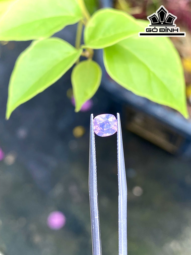 Viên Ngọc Đá Sapphire Cao 5,5 Ngang 5 Sâu 3,5 (mm) 0,87cts