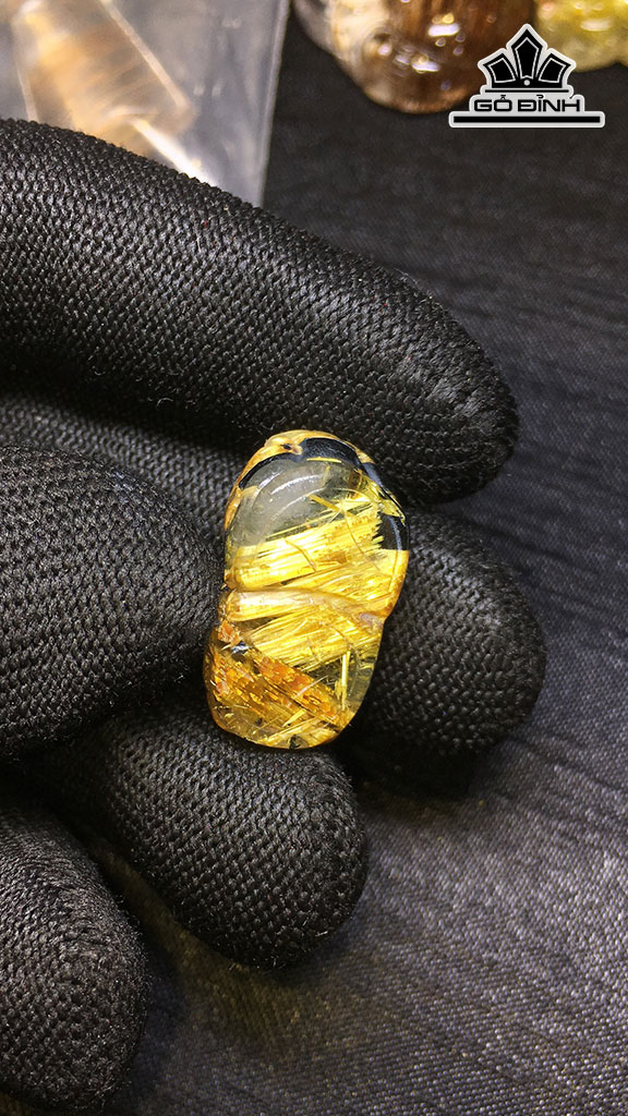 Tỳ Hưu Đá Thạch Anh Tóc Vàng Cao 23,9 Ngang 13,3 Sâu 9,8 (mm) 7,6gr