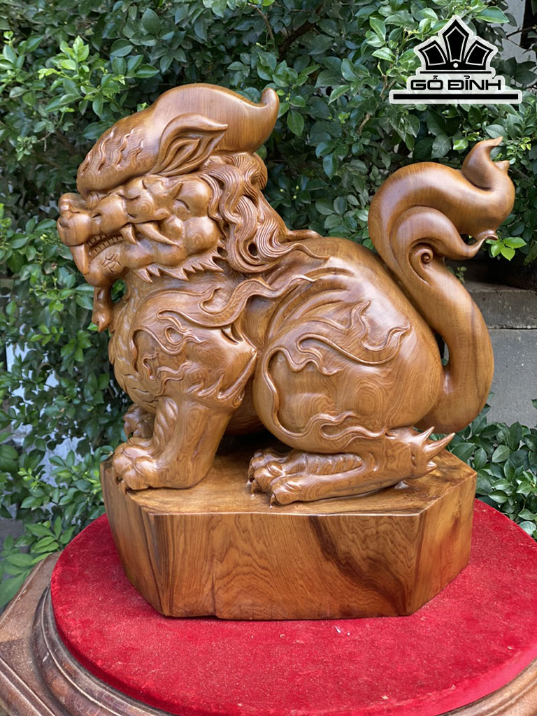 Tượng Nghê Gỗ Bách Xanh Cao 40 Ngang 35 Sâu 23 (cm)