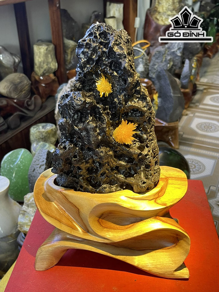 Bông Hoa Ưu Đàm Đá Trầm Tích Cao 31 (cm) 3,1kg