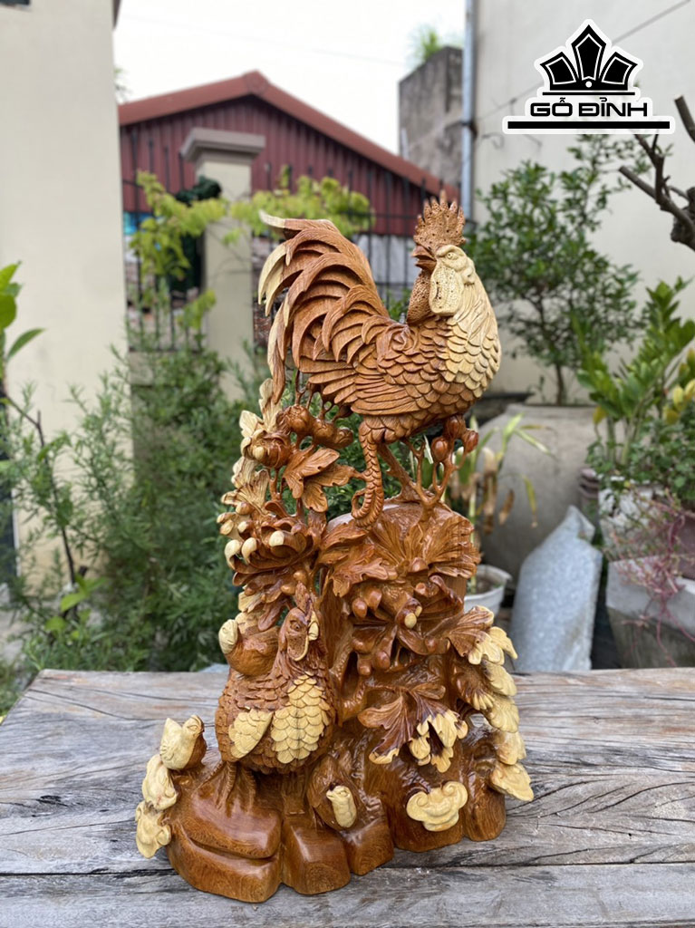 Tượng Gia Đình Gà Gỗ Hương Cao 62 Ngang 38 Sâu 18 (cm)