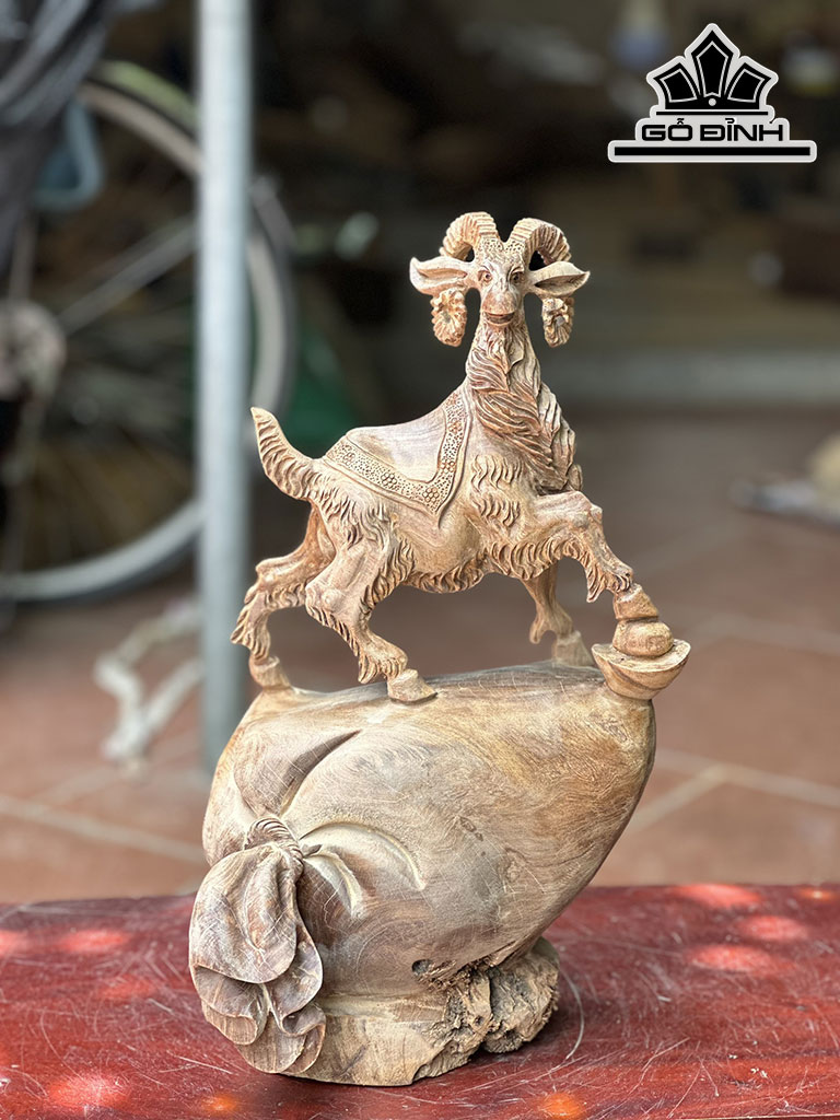 Tượng Nhất Dương Gỗ Ngọc Am Cao 42 Ngang 28 Sâu 18 (cm)