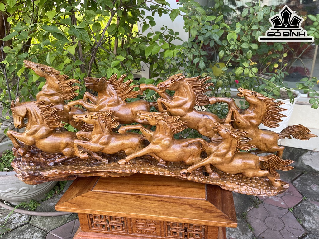 Tượng Bát Mã Gỗ Bách Xanh Cao 29 Ngang 79 Sâu 23 (cm)