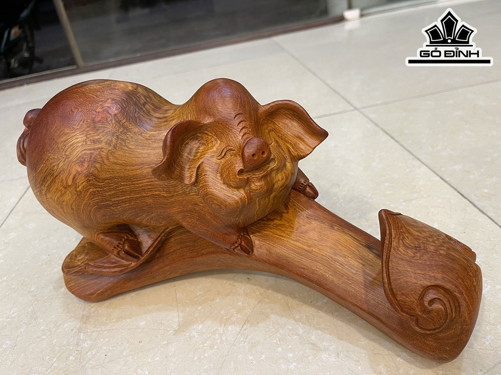 Tượng Heo Gỗ Hương Cao 17 Ngang 30 Sâu 13 (cm)