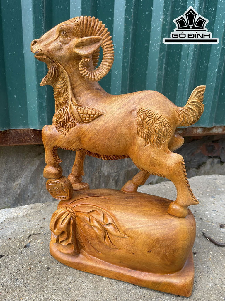 Tượng Nhất Dương Gỗ Hương Cao 41 Ngang 27 Sâu 13 (cm)