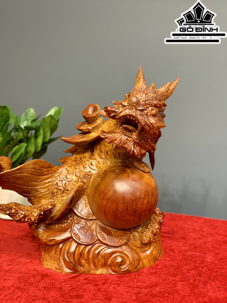 Tượng Cá Chép Hóa Rồng Gỗ Hương Cao 35 Ngang 33 Sâu 16 (cm)