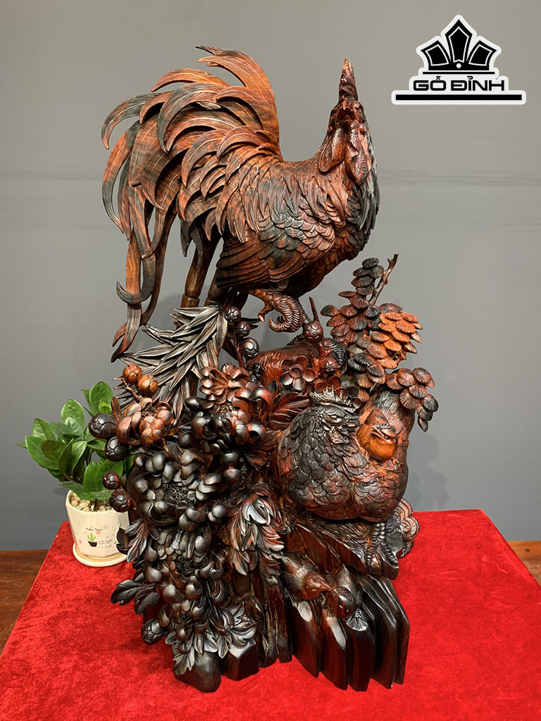Tượng Gia Đình Gà Gỗ Trắc Cao 69 Ngang 37 Sâu 17 (cm)